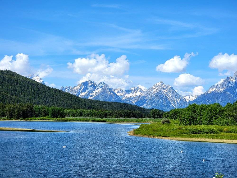 Snake River with Teton Range in background, a must-see for things to do in Grand Teton National Park